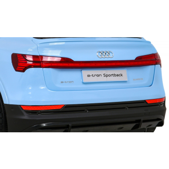 Audi E-Tron Sportback dla dzieci Niebieski + Pilot + Napęd 4x4 + Wolny Start + Radio MP3 + LED