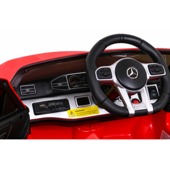 Pojazd Mercedes BENZ M-Class Czerwony