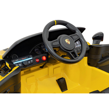 Pojazd Porsche Spyder RS 718 Żółty samochód sportowy