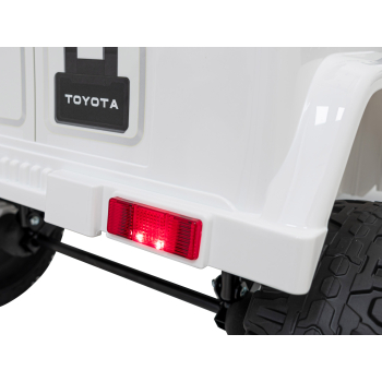 Toyota FJ Cruiser dla dzieci Biały + Pilot + Napęd 4x4 + Audio LED + EVA + Wolny Start